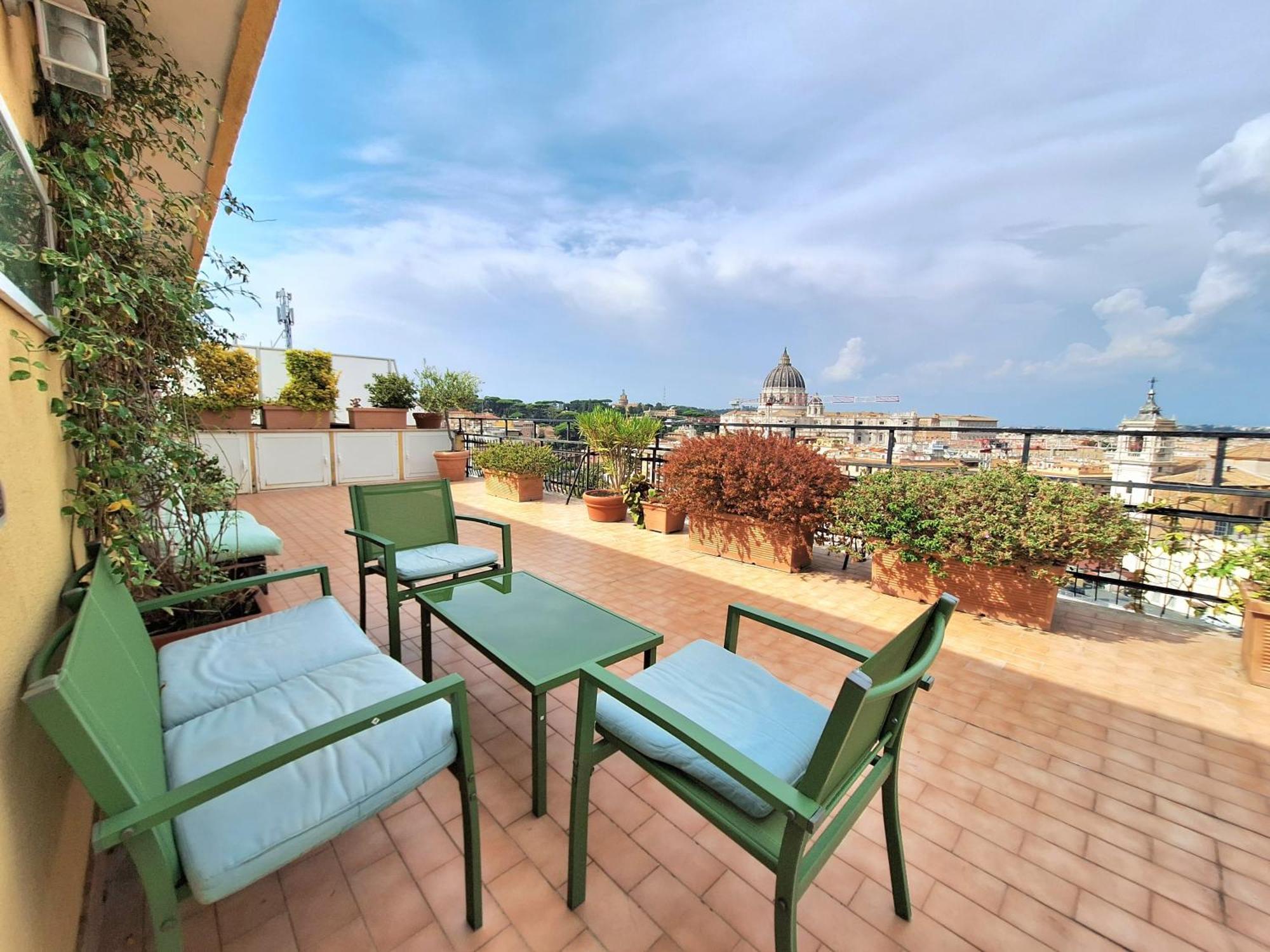 Delmirani'S Book Apartments - Vatican View Róma Kültér fotó